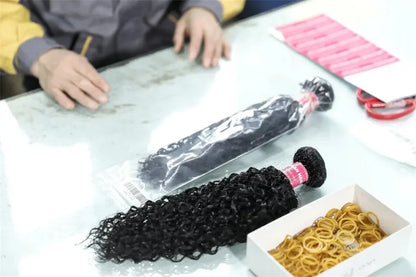 UNice Hair Curly Hair Bundles With 4x4 Closure Natural Color 2/3/4 PCS Human Hair Bundles And Closure Can Make 250% Density Wigs