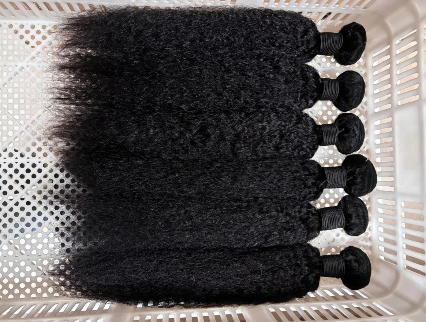Kinky Straight Human Hair Bundles 1/3/4 Yaki Bundles 28 30 32 Inch Bundles Brazilian Raw Human Hair Extensions for Women